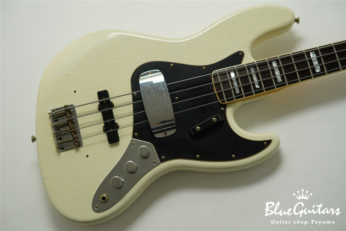 Limited Edition Custom Jazz Bass Journeyman Relic - Aged Olympic White / PHC