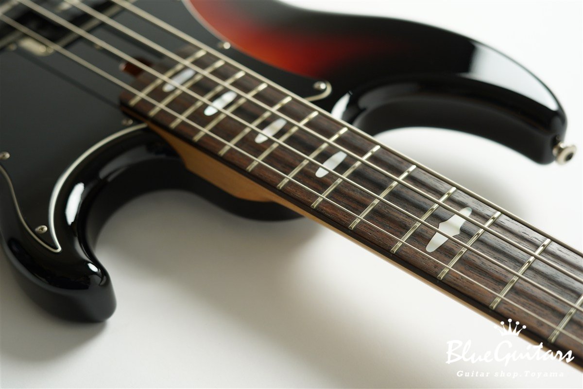 BB2024X - Vintage Sunburst