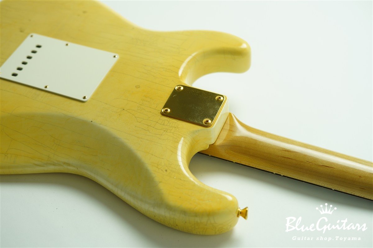 g7-ST/R Lightly Aged - Aged Olympic White w/Gold Hardware