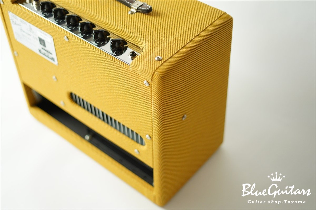 Blues Junior Lacquered Tweed