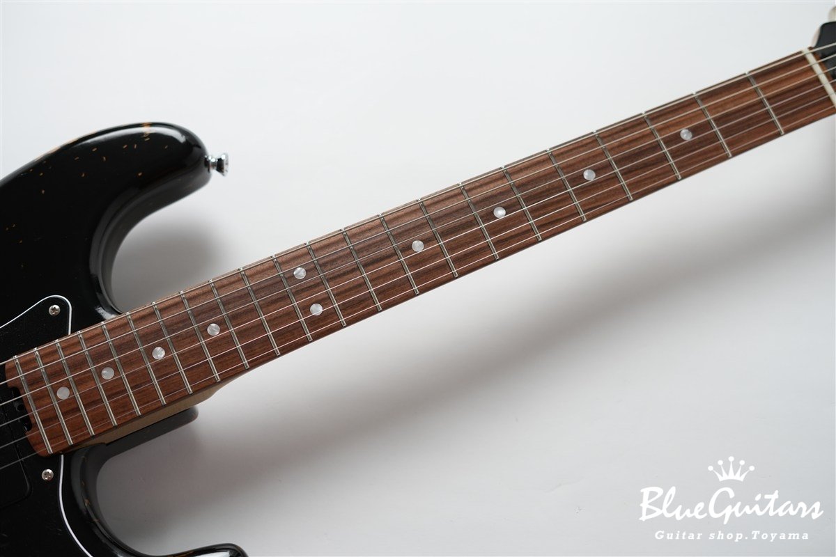 E-SE-DII - Distressed Black