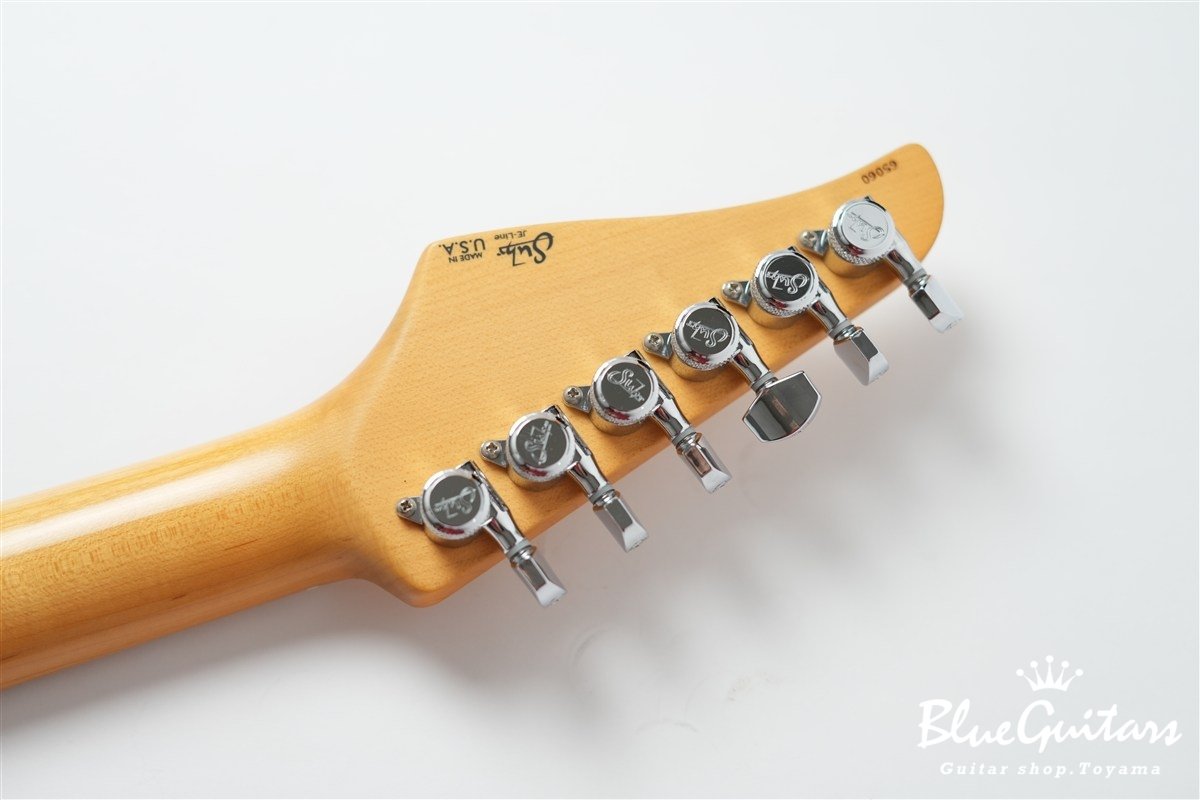 JST Classic S Maple Fingerboard HSS - Black