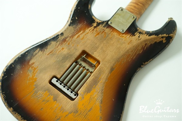 XSC-2 - 2 Tone Burst Super Heavy Aged / Alder / Roasted Flame Maple
