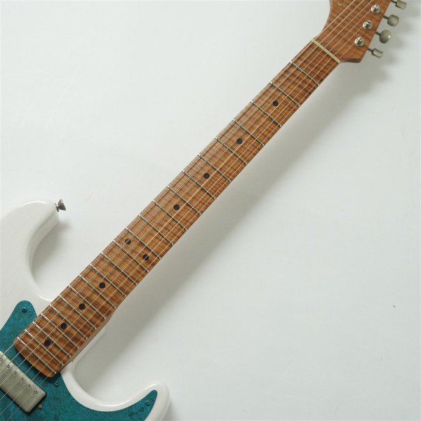 Model S. Patina #304 Light Aged - White Blonde with Blue