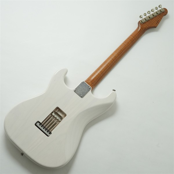 Model S. Patina #304 Light Aged - White Blonde with Blue