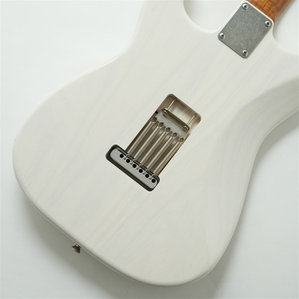 Model S. Patina #304 Light Aged - White Blonde with Blue