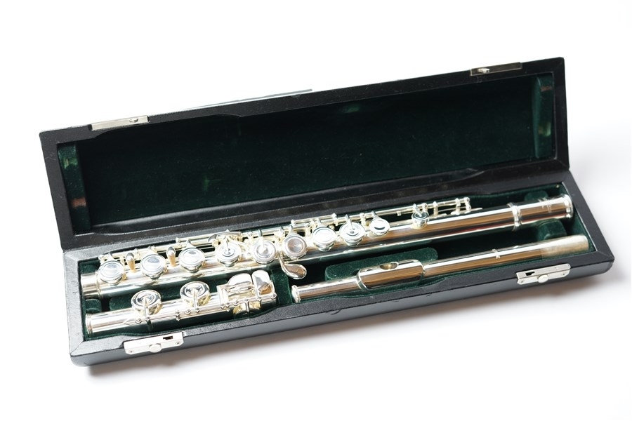Pearl Flute Dolce PF695RE パール フルート　調整済 Pearl（パール） Flute PF-695E ”Dolce” | Brasstek Online Store