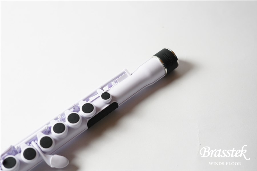 NUVO Student Flute（スチューデントフルート） ホワイト＋ブラック | Brasstek Online Store