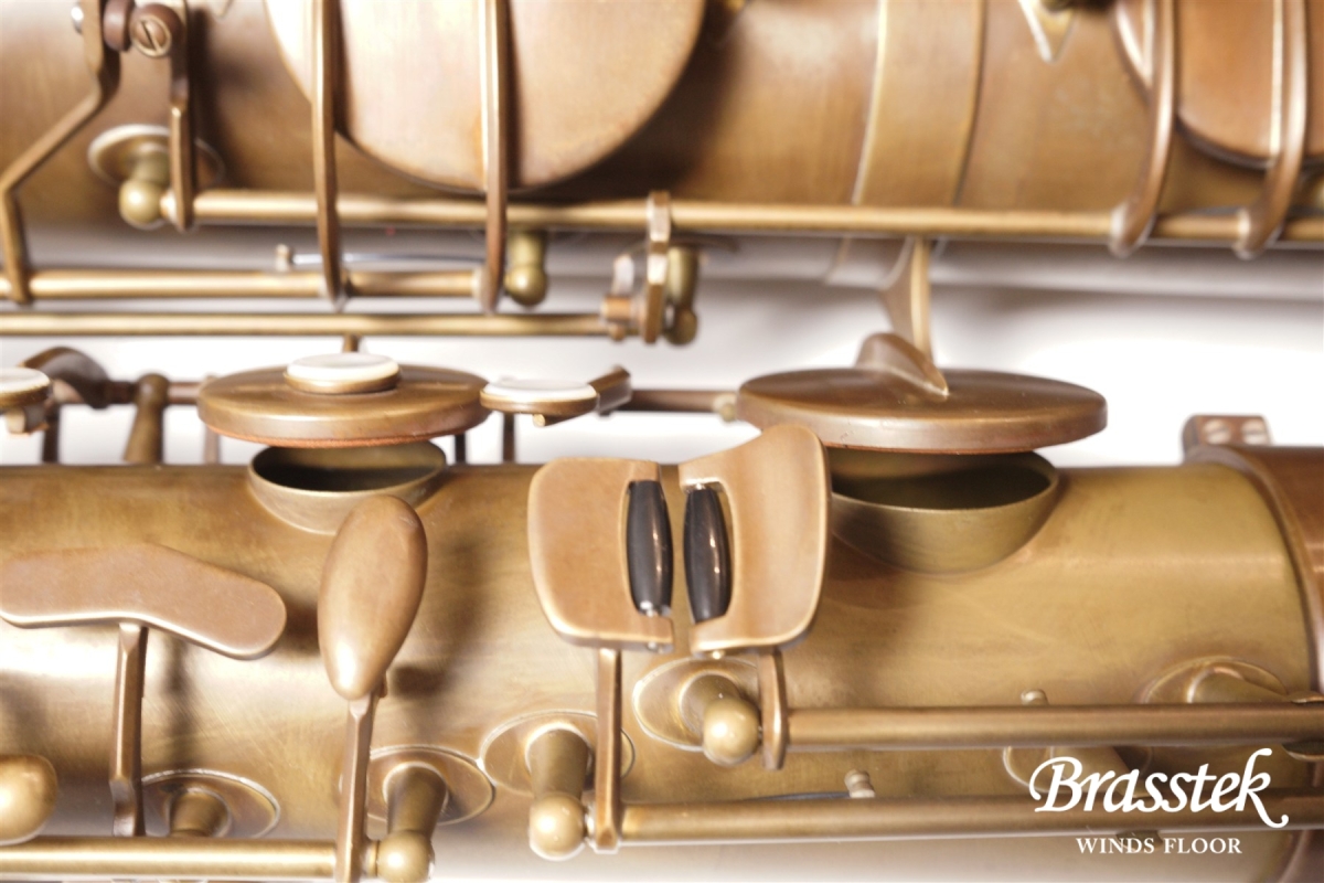 Baritone Saxophone Model ” Rustic ”【即納可能】