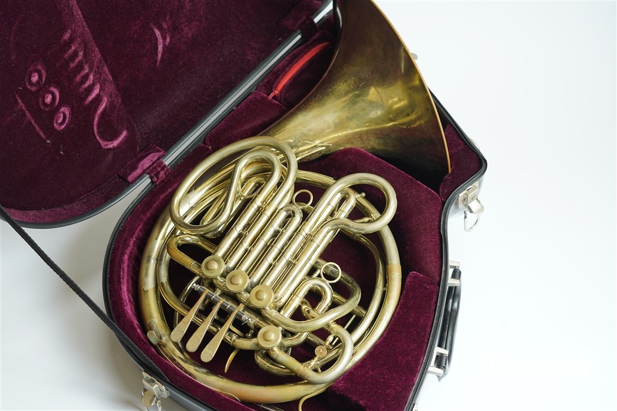 HOLTON H-179 French Horn / フレンチホルン | Brasstek Online Store