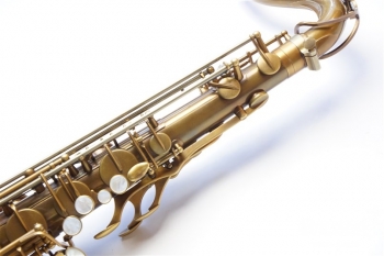 Tenor Saxophone The 52nd Street Model ETS652RL
