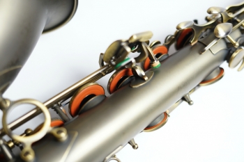Tenor Saxophone T-902 ”Antique Satin”