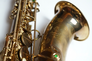 Tenor Saxophone  ” Mark VI ”