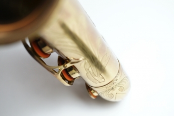 Tenor Saxophone  ” Mark VI ”