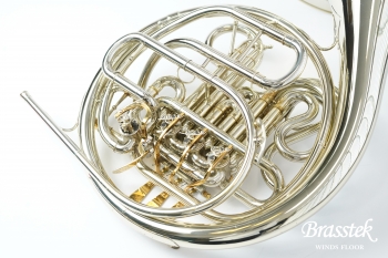 French Horn H-109