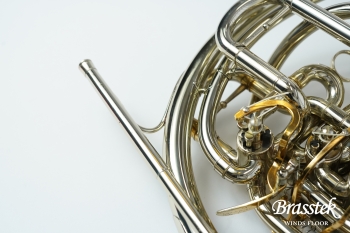 French Horn H-109