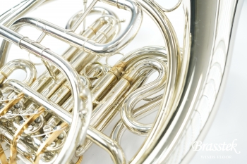 French Horn H-109