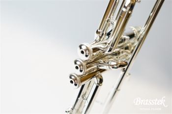 B♭Trumpet　180ML37SP   松木 亜希氏選定品