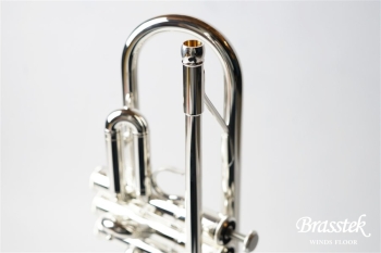 B♭Trumpet  YTR-2330S