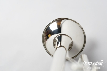 B♭Trumpet  YTR-2330S