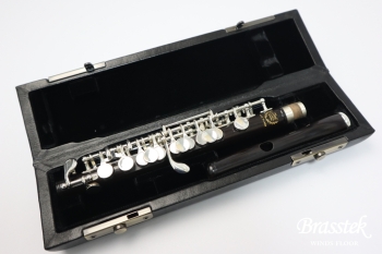 Piccolo uguisu-Ag grenadilla wood【キイ銀製】 [お取り寄せ商品]