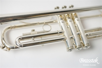 B♭Trumpet YTR-1335S【入門セット付き】
