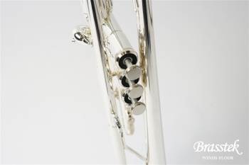 B♭Trumpet YTR-1335S【入門セット付き】