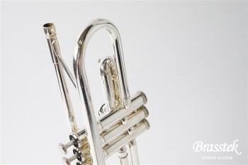 B♭Trumpet YTR-1335S【入門セット付き】