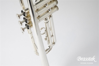 B♭Trumpet YTR-1335S【入門セット付き】
