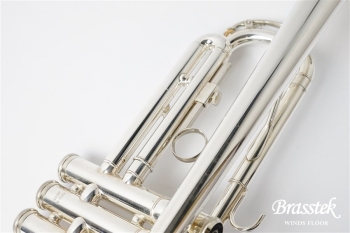 B♭Trumpet YTR-1335S【入門セット付き】