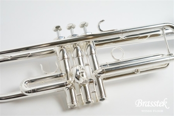 B♭Trumpet i32 SP 【お取り寄せ商品】
