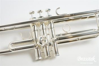 B♭Trumpet i33 SP【お取り寄せ商品】