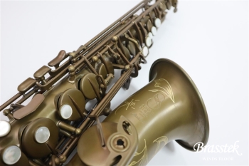 Alto Saxophone Model ” Rustic ” ぐりんれい三田千晶氏選定品