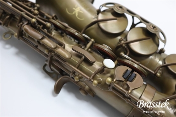 Alto Saxophone Model ” Rustic ” ぐりんれい三田千晶氏選定品