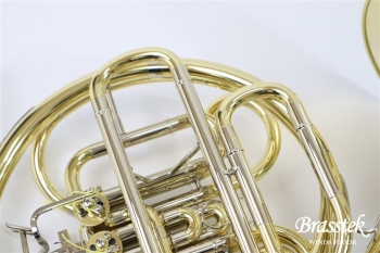 French Horn YHR-567
