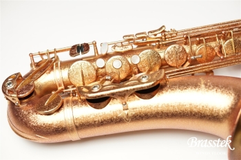 Tenor Saxophone Power Bell “Red brass with splendid lacquer finish”