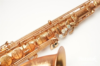 Tenor Saxophone Power Bell “Red brass with splendid lacquer finish”