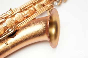 Tenor Saxophone Power Bell “Red brass with splendid lacquer finish”