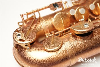 Tenor Saxophone Power Bell “Red brass with splendid lacquer finish”