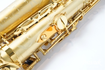 Alto Saxophone  ”SUPREME_シュプレーム”Brushed Satin Gold【お取り寄せ商品】