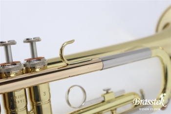 B♭Trumpet YTR-2320E