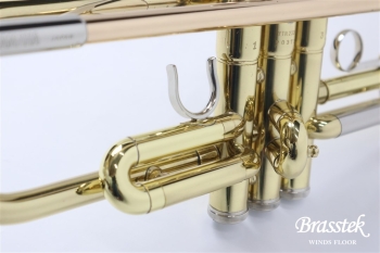 B♭Trumpet YTR-2320E