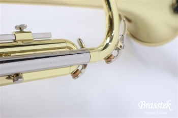 B♭Trumpet YTR-2320E