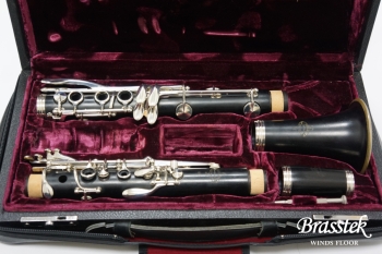 B♭Clarinet E11