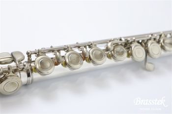 Flute M-180