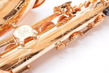 Tenor Saxophone BC8402