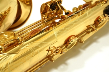 Tenor Saxophone BC8402