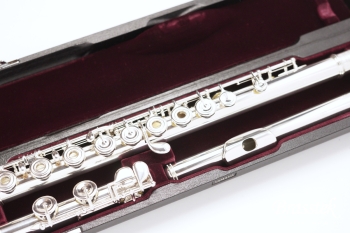 Flute YFL-684【即納可能】