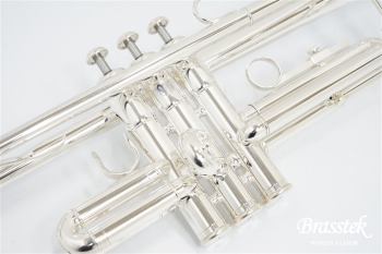 B♭Trumpet YTR-2335S