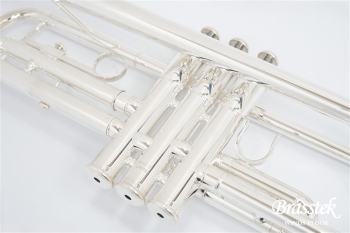B♭Trumpet YTR-2335S